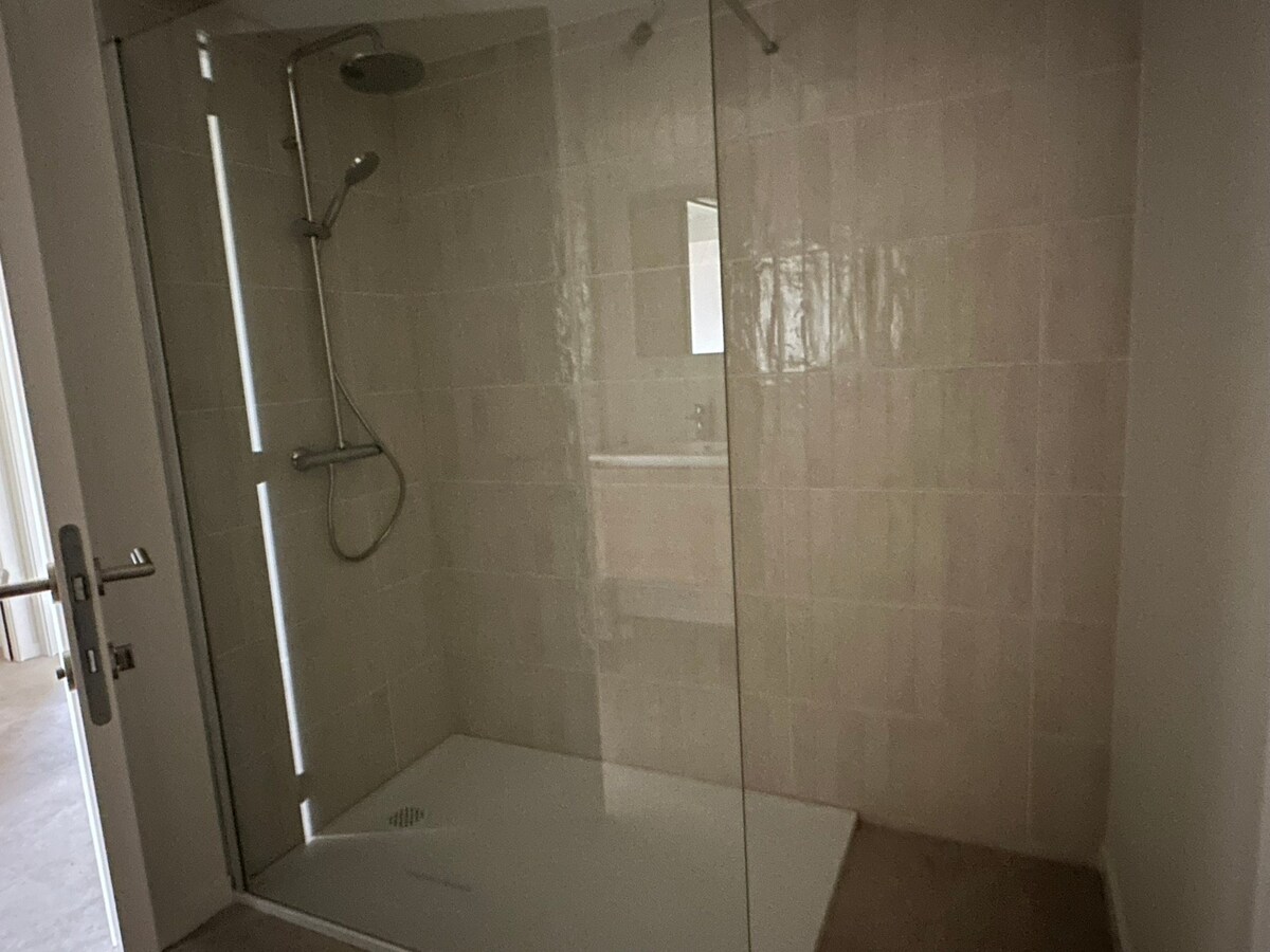 Nieuwbouw woning met 4 slaapkamers (1 gelijkvloers) 