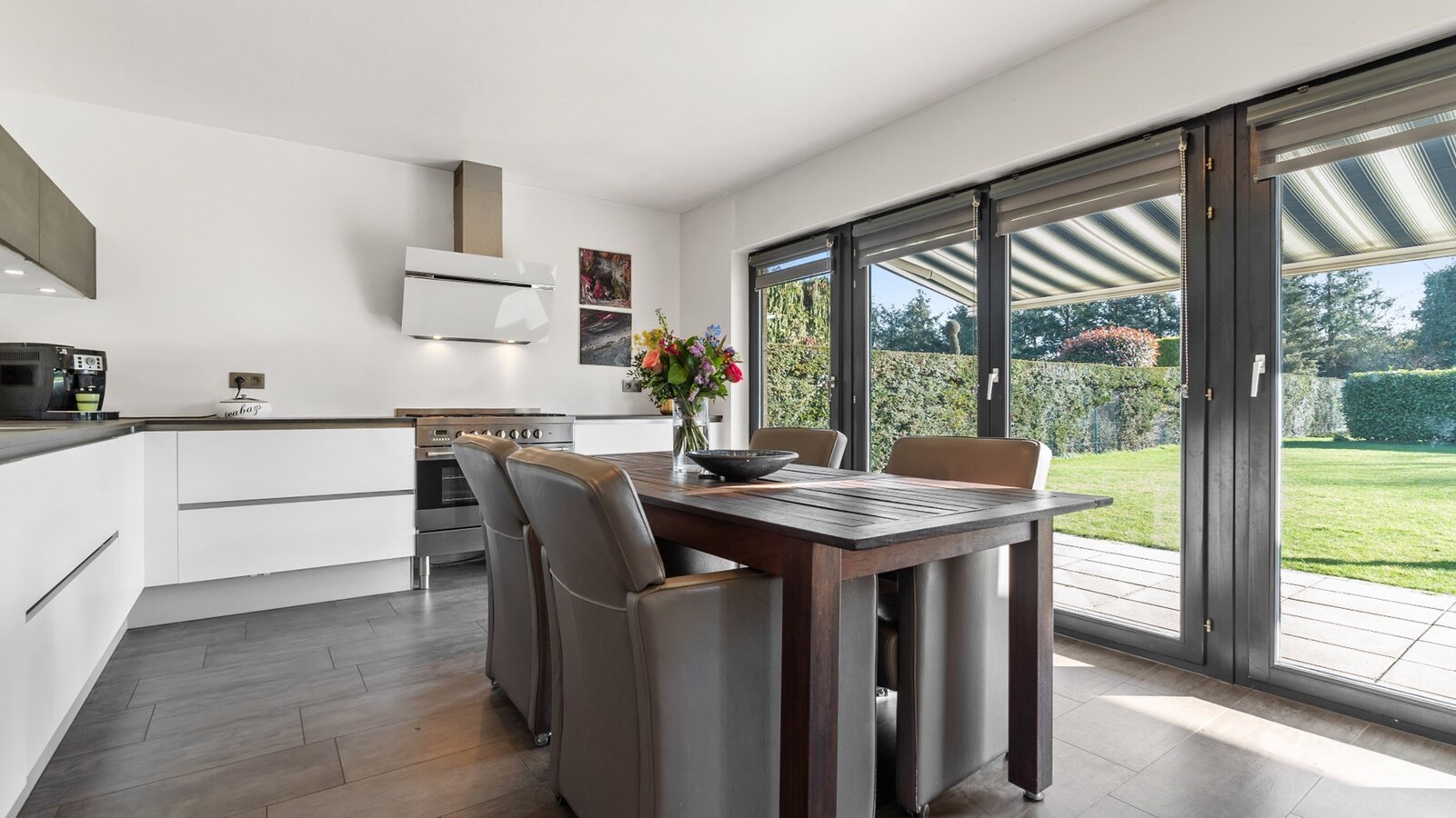 Vrijstaande gezinswoning op slechts 10 minuutjes van Maastricht! 