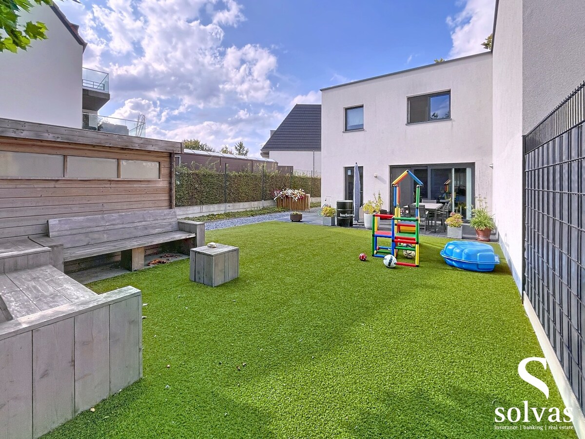 Prachtige ruime nieuwbouwwoning met 3 slaapkamers nabij centrum Aalter (vlakbij afrittencomplex E40) 