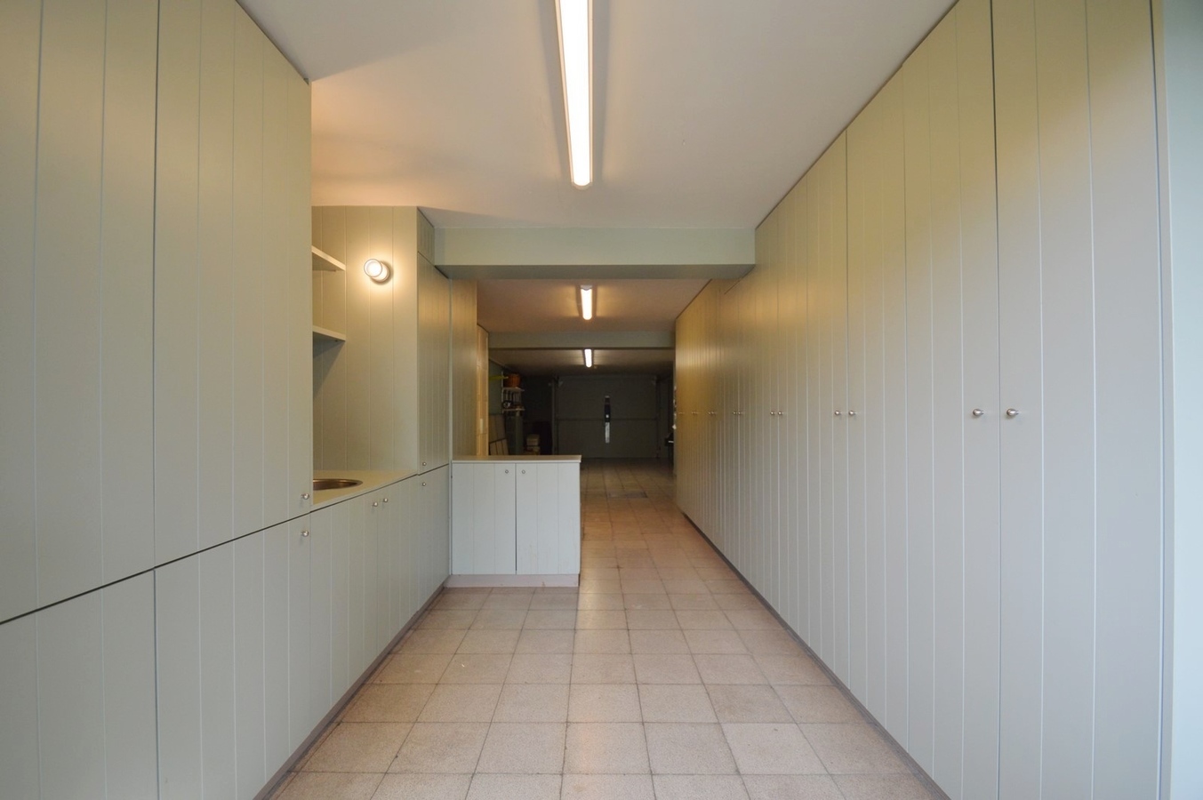 Knappe gezinswoning met mogelijkheid tot vrij beroep - Heist 