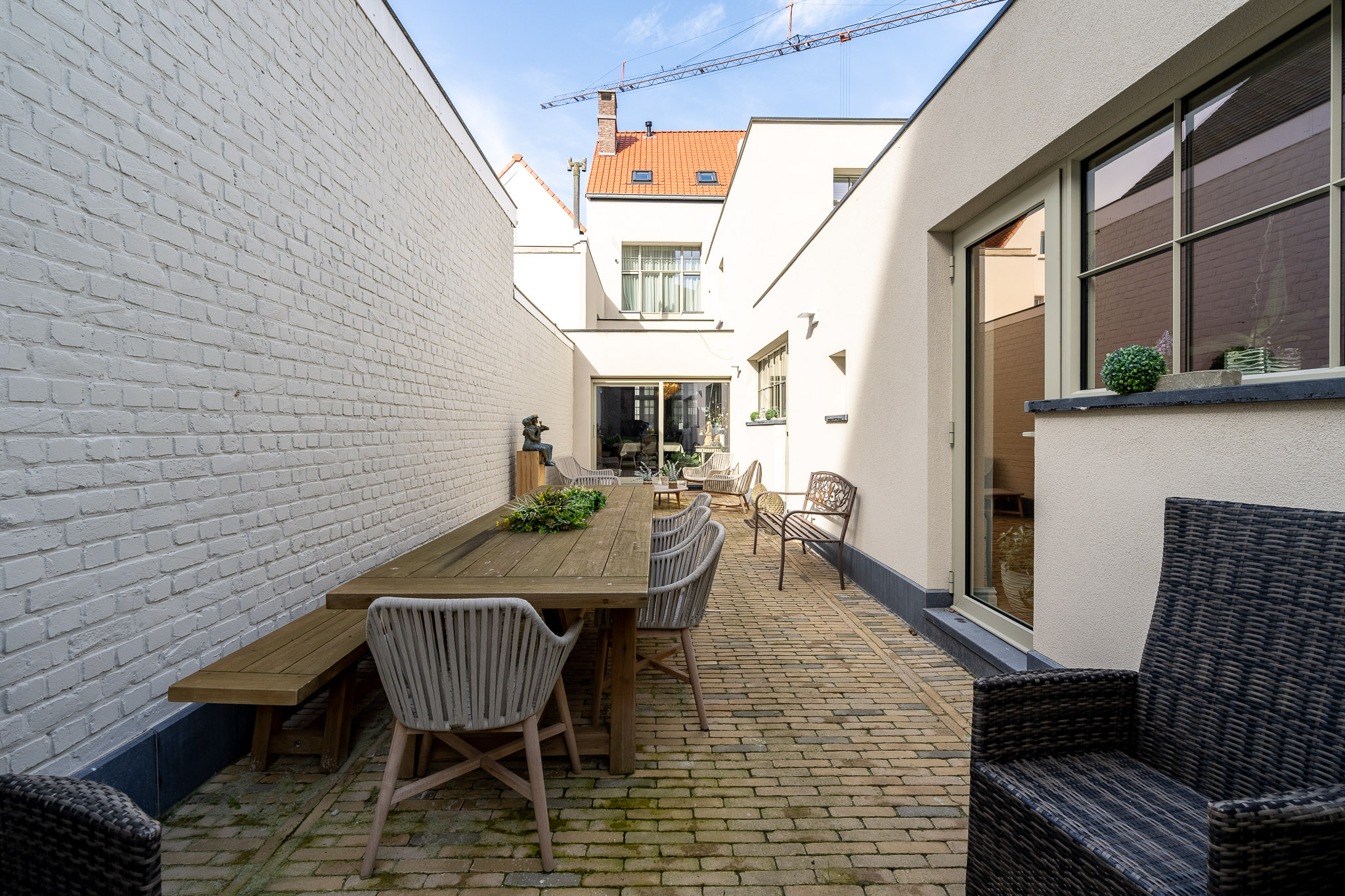 Charmante en karaktervolle herenwoning, met veel smaak gerenoveerd in het centrum van Knokke 