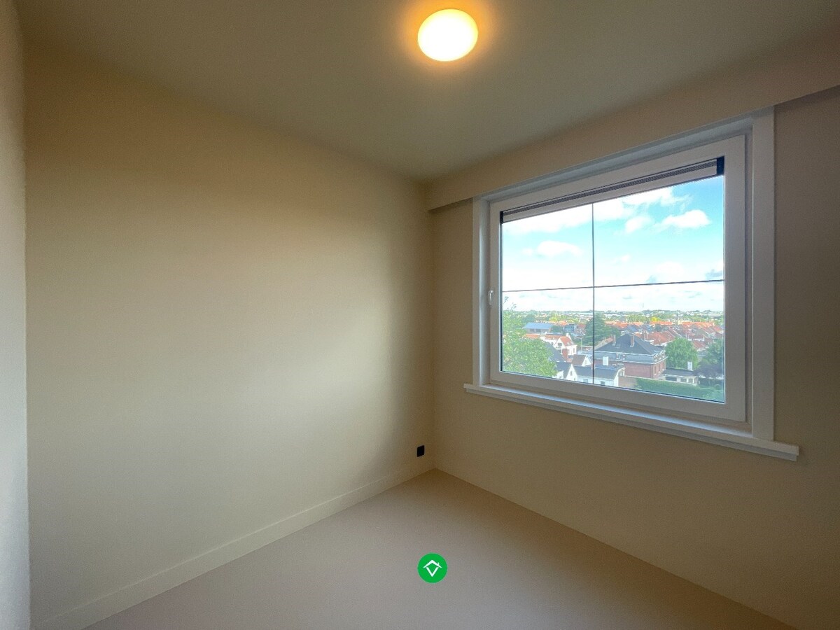 Prachtig ingericht appartement met 2 slaapkamers en terras te Roeselare 