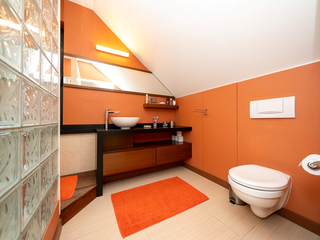 Gemeubelde woning in het centrum van Dilbeek 