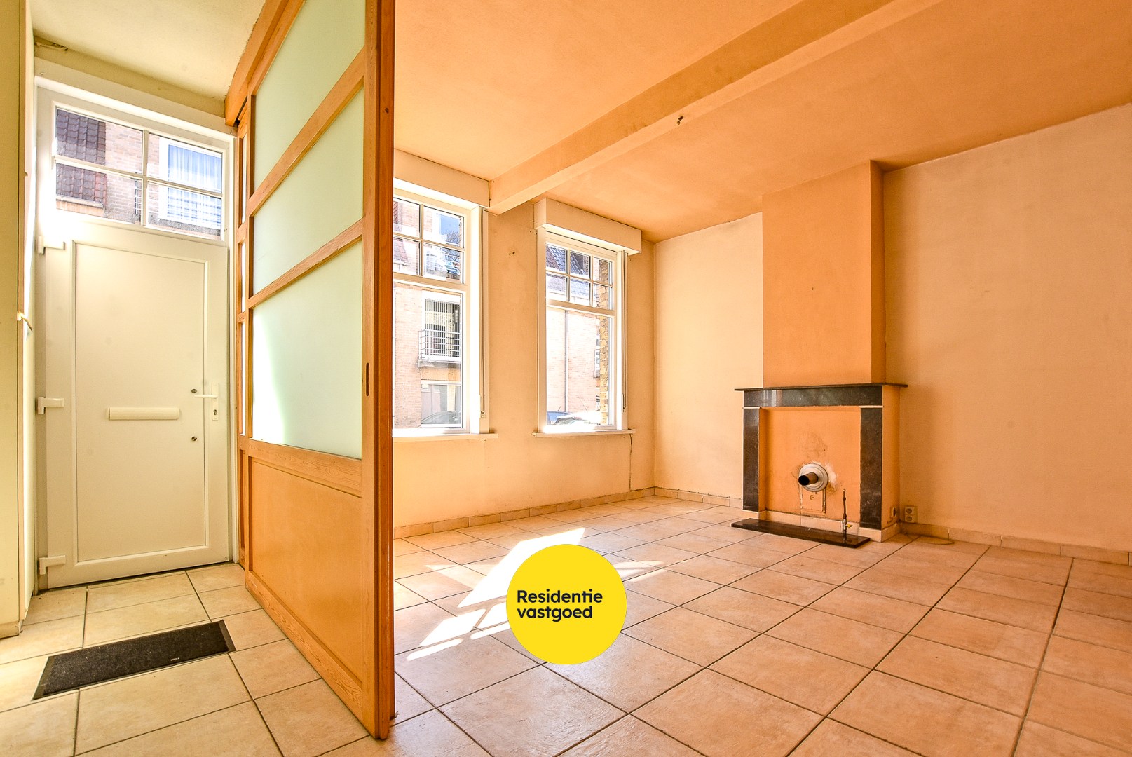 Charmante woning met opslagplaats in centrum Diksmuide op 248 m²! 