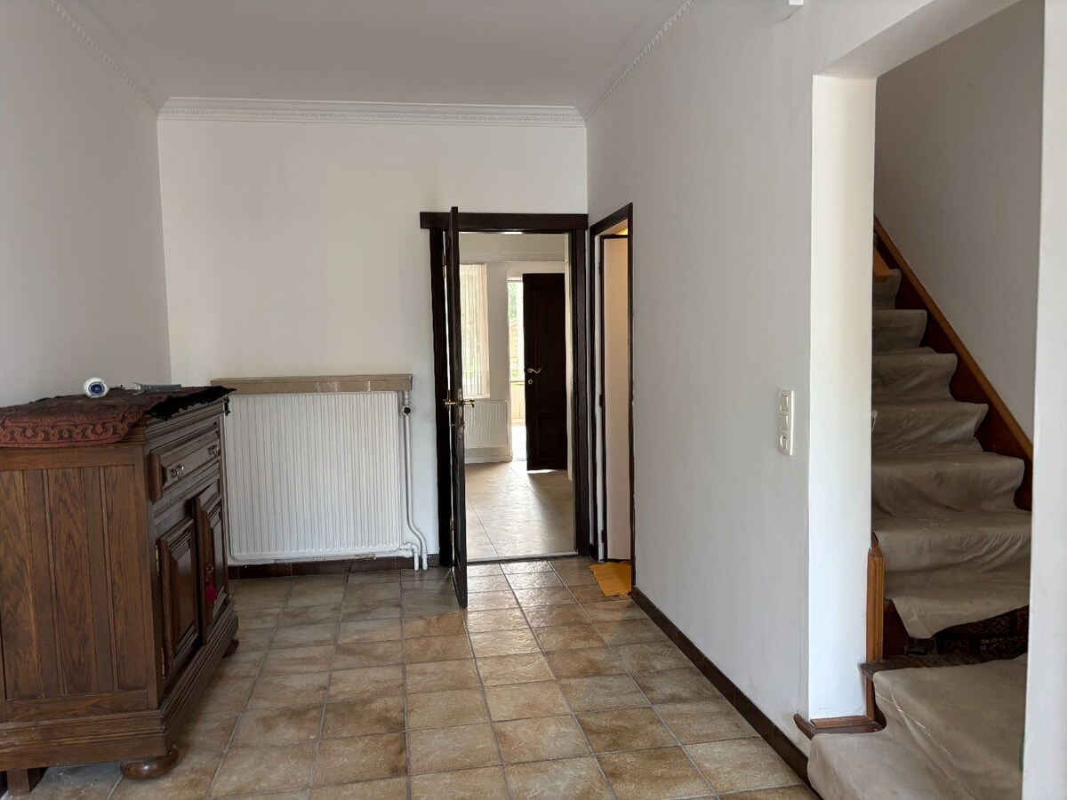 Instapklare energiezuinige huurwoning met 3 slaapkamers in hartje Sint-Antonius 