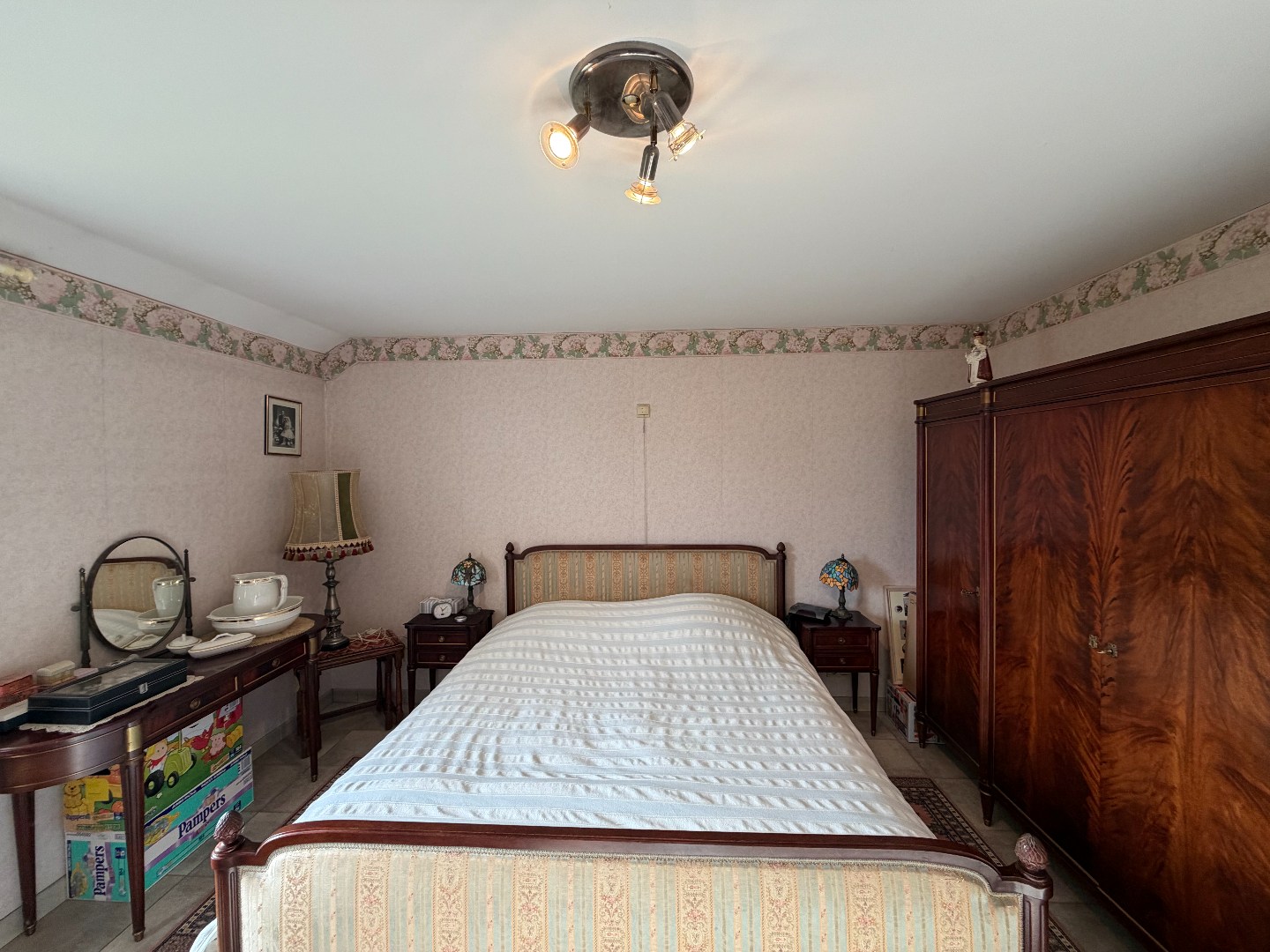 Halfopen woning met 3 slaapkamers,  garage en een ruime tuin te Zulte 