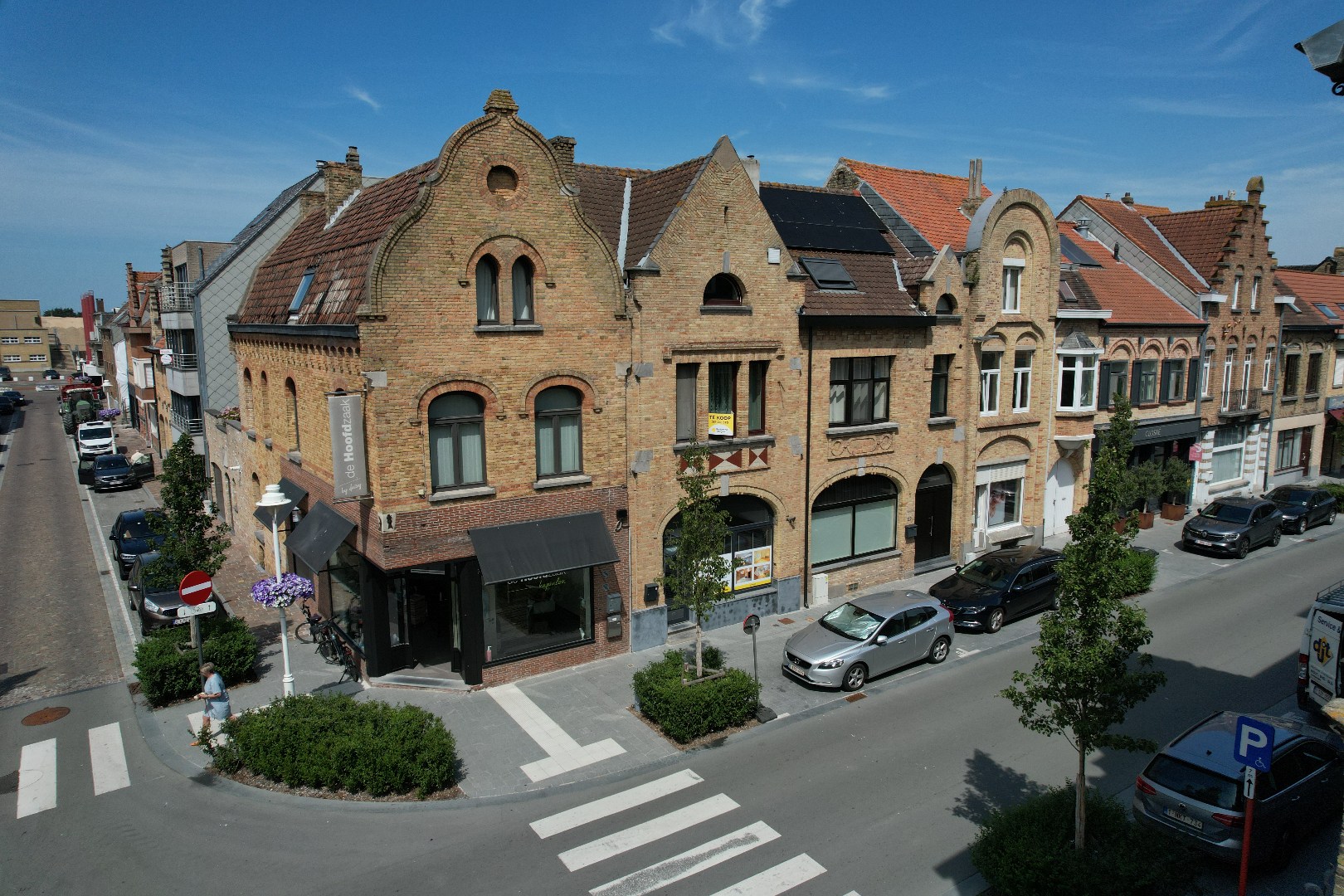 Herenhuis met handelsruimte &amp; wellness in Nieuwpoort-Stad 