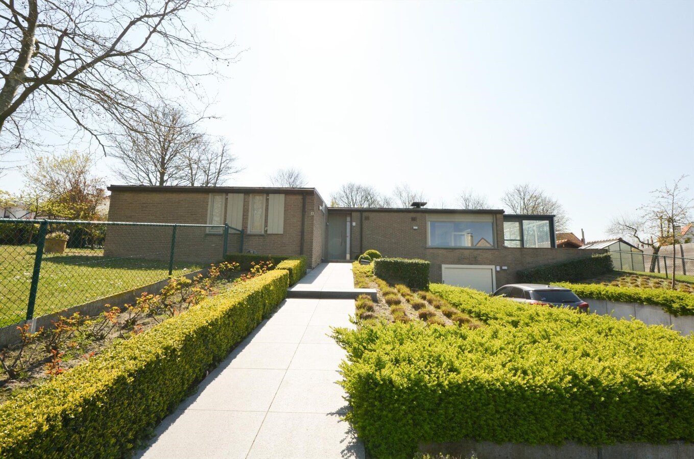 Ruime villa met 3 slaapkamers op toplocatie te Koksijde! 