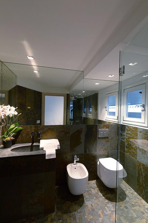 Exclusief professioneel hippisch centrum op ca. 3,5ha te Fleurus (Henegouwen; België) 