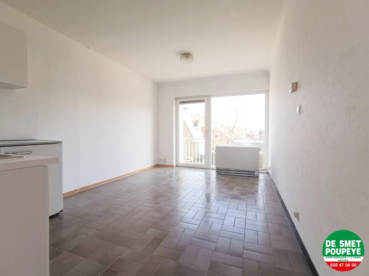 Ruime studio met terras 