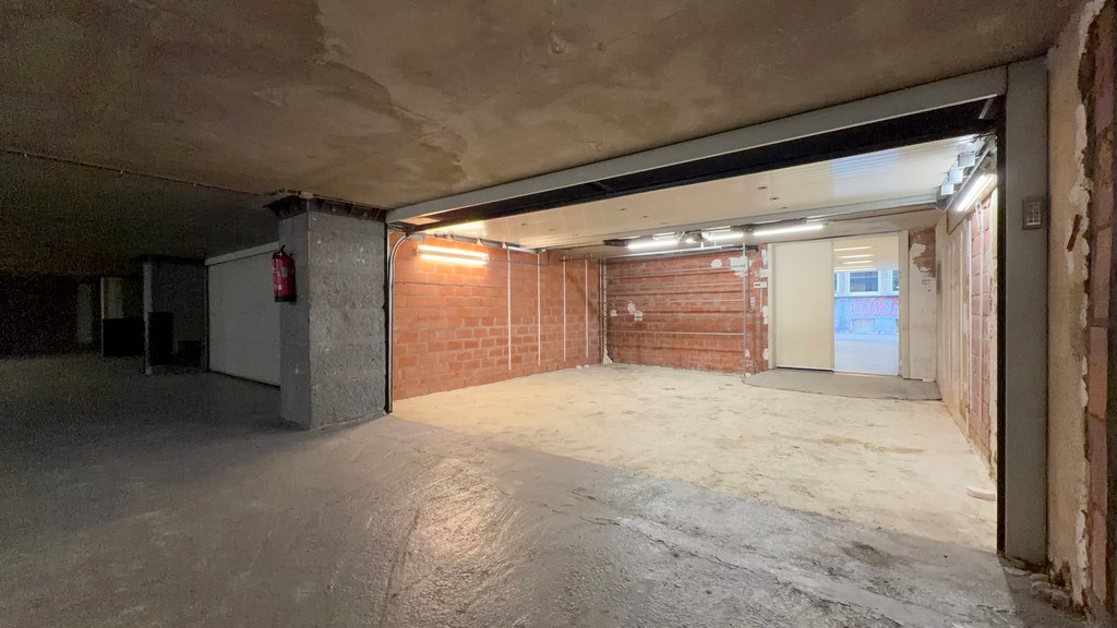 Prachtig kantoor/showroom te huur in hartje Antwerpen