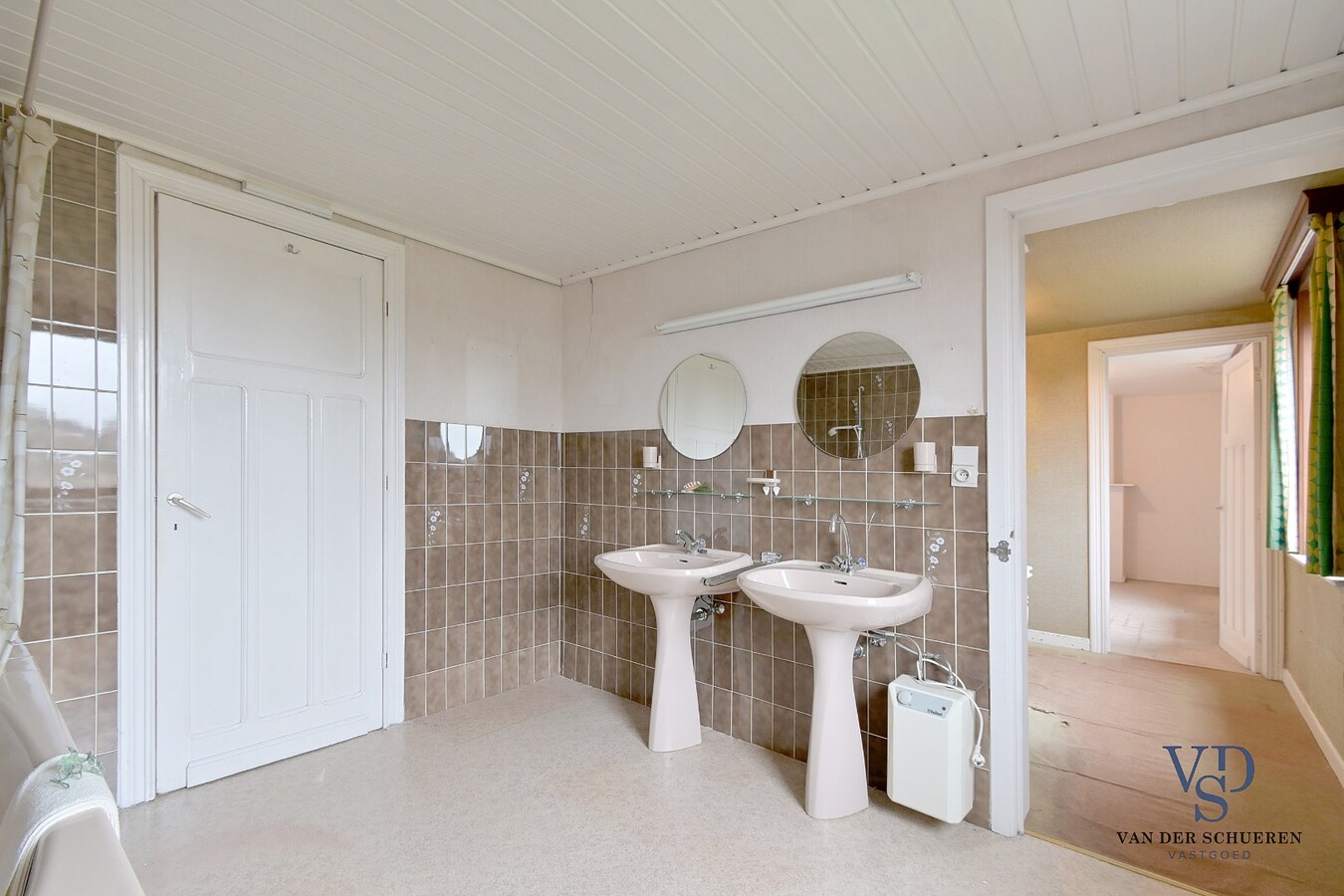 Bijzonder ruime gezinswoning. 