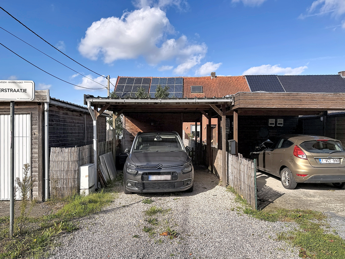 Gezellige rijwoning met tuin in Waarschoot 