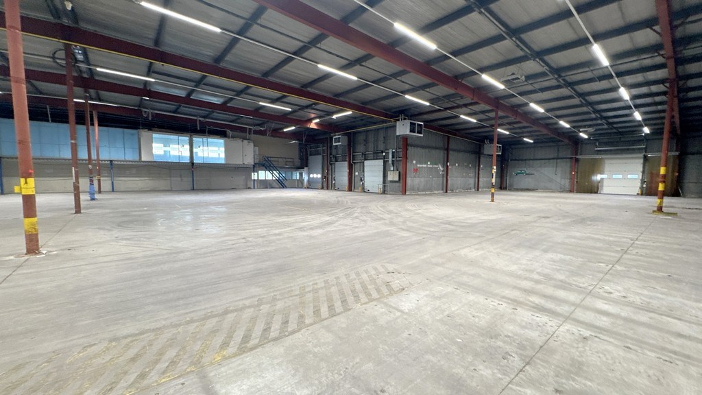 Magazijnen te huur vlakbij E19 in Kontich