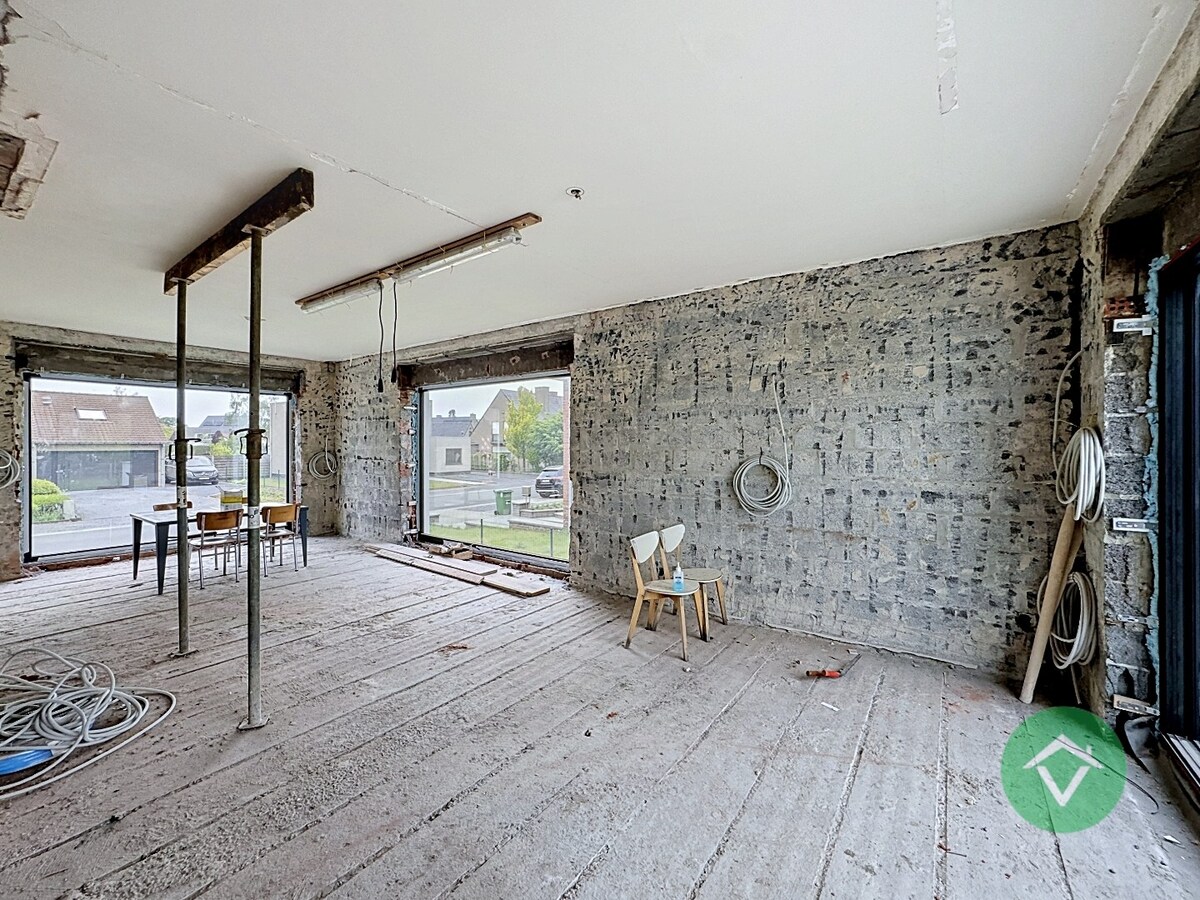 Alleenstaande statige woning met tuin te Veldegem 