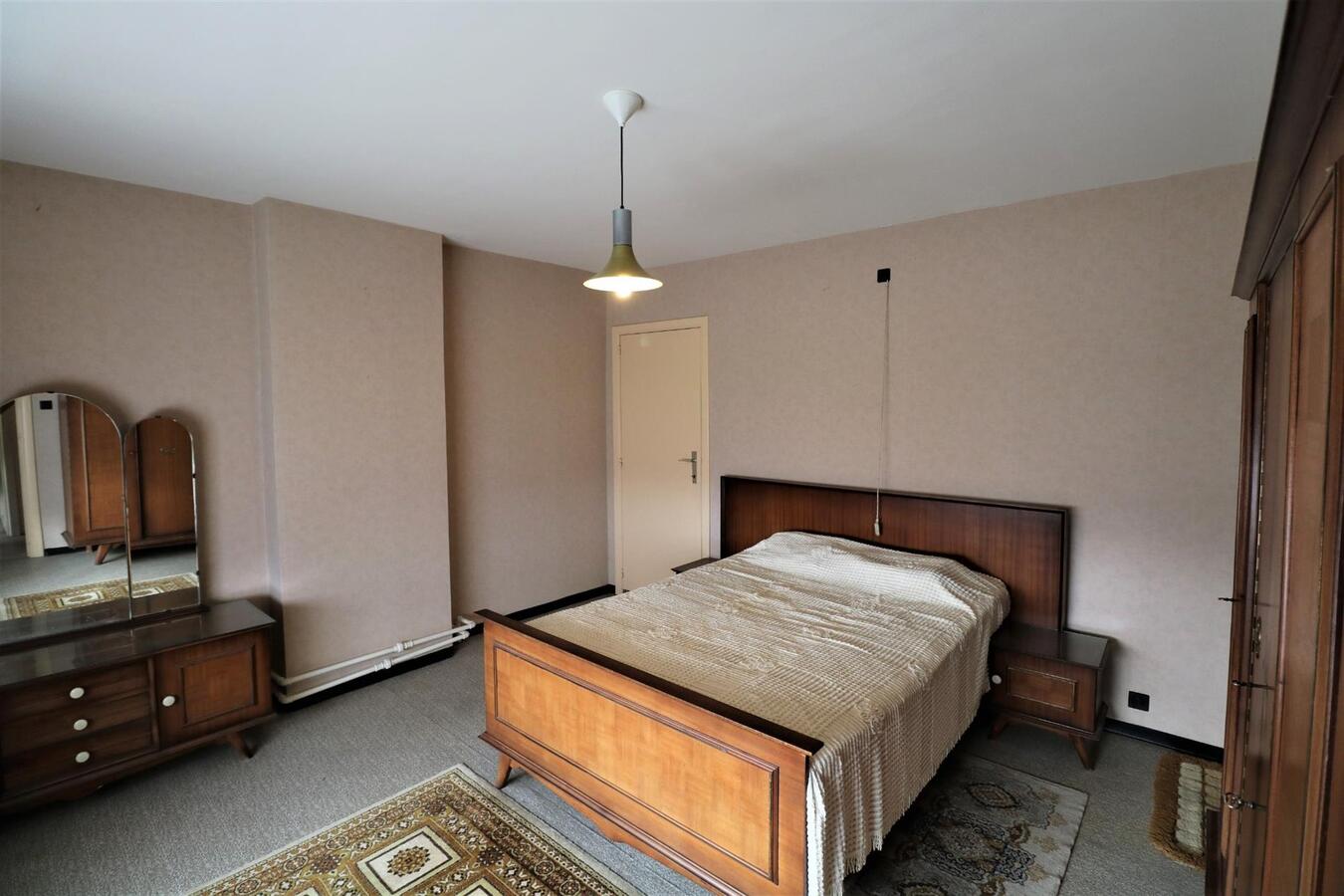 Rustige gelegen open bebouwing met bouwgrond op 2909 m² te Koekelare 