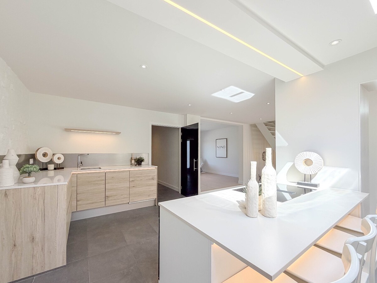 Prachtige ruime woning met grote zonnige tuin !    **** NONO INSPIRED **** 