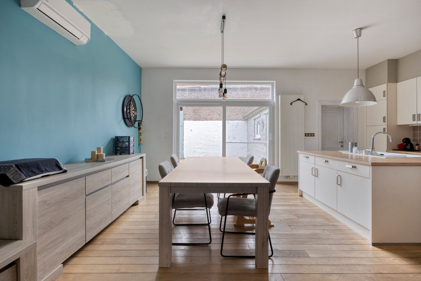 Prachtig gerenoveerde HOEVE te Landen (Neerwinden) 