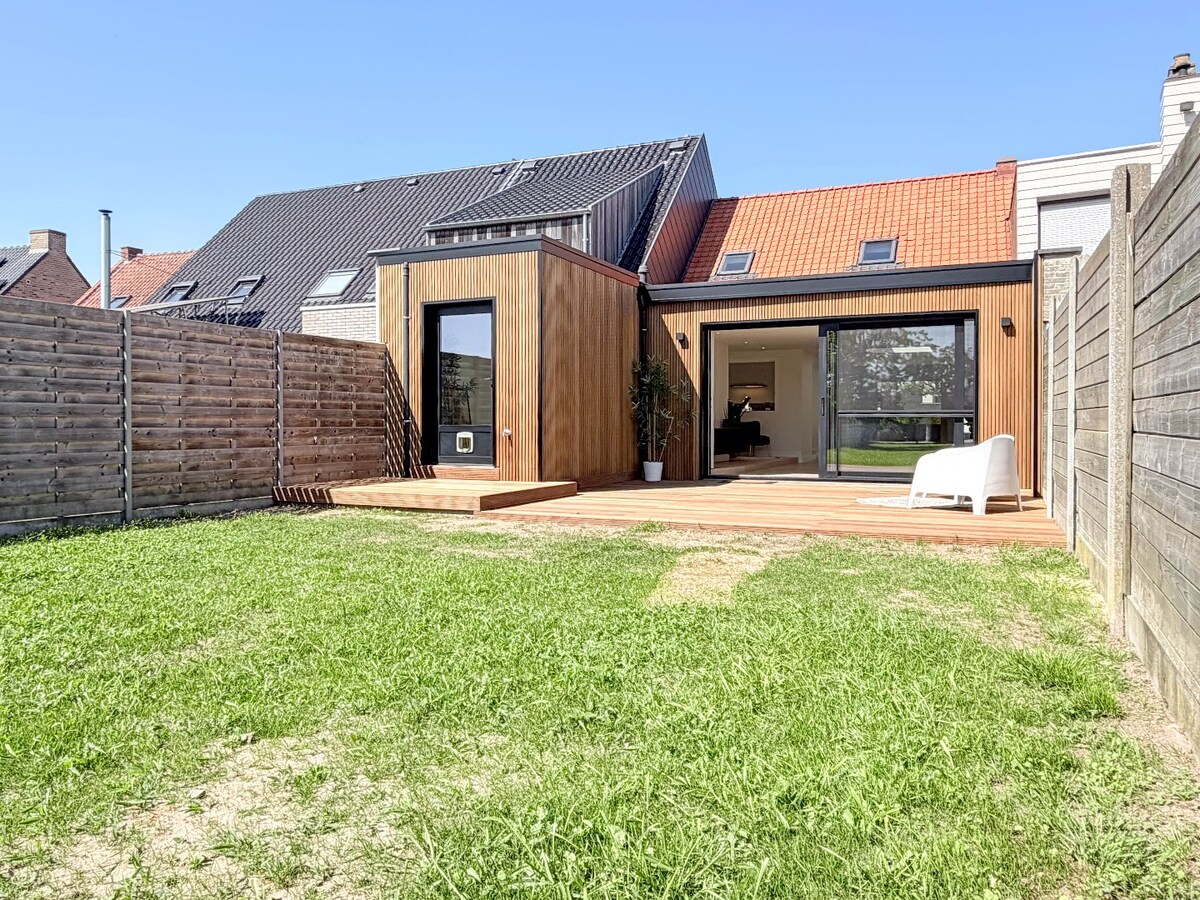 Prachtige ruime woning met grote zonnige tuin !    **** NONO INSPIRED **** 