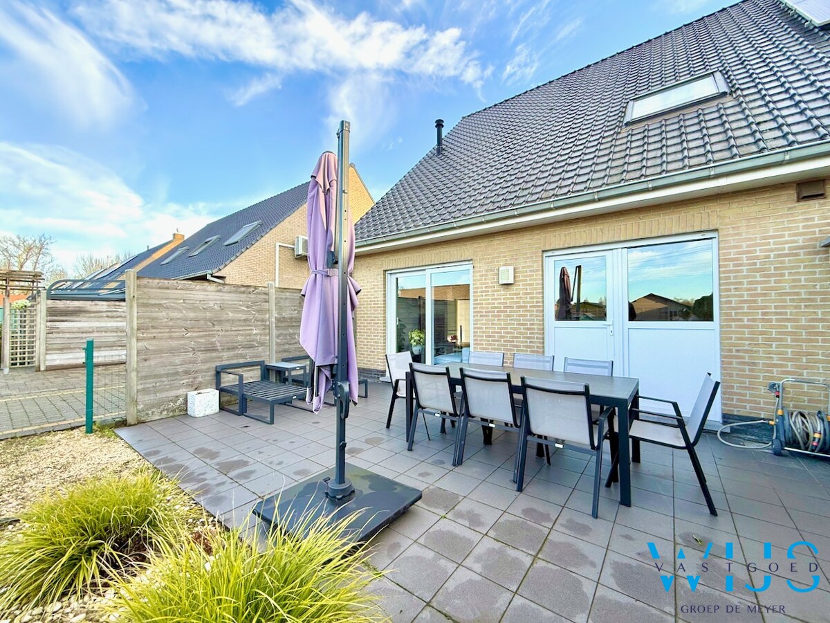 Instapklare HOB met tuin op rustige topligging in Doornzele (Evergem) 