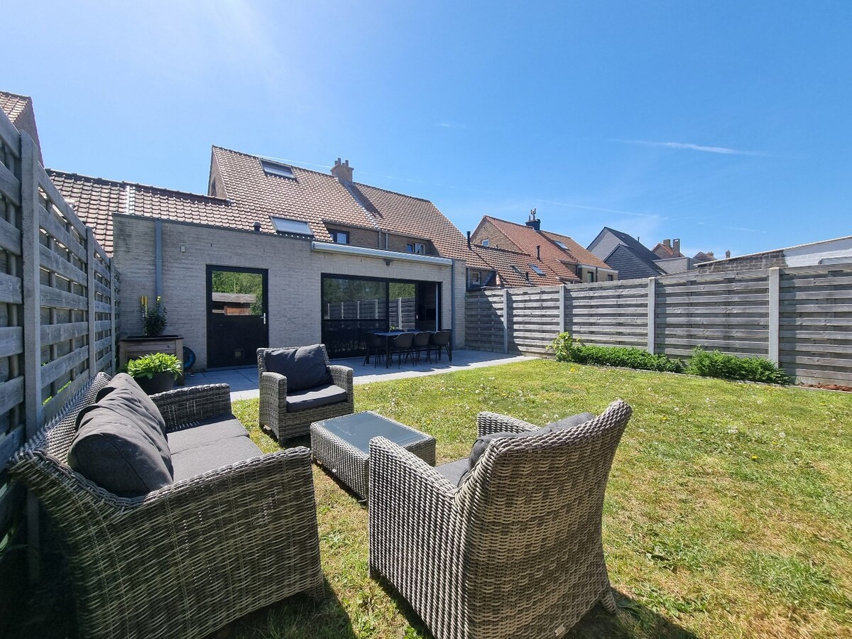 Instapklare gezinswoning te huur in het pittoreske Lissewege 