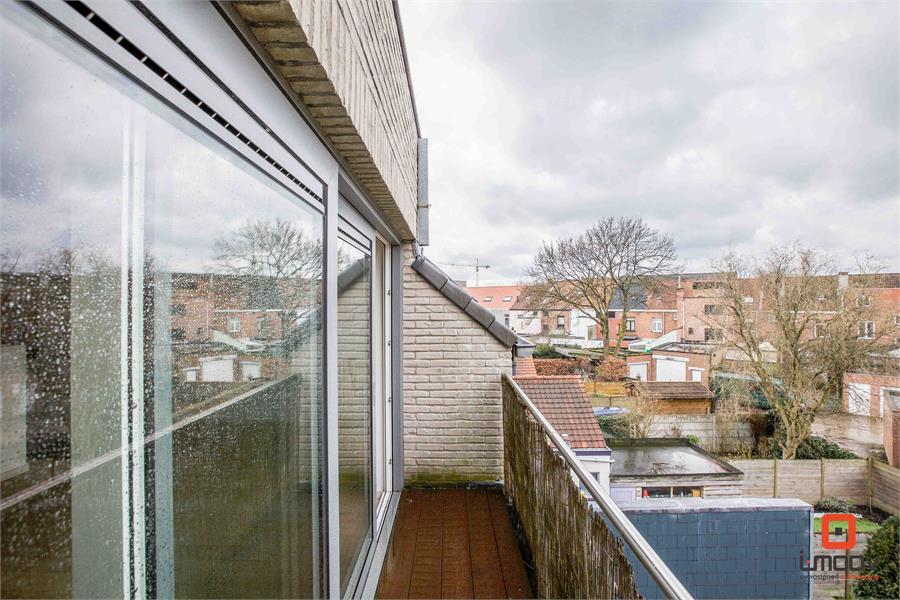 Modern twee-slaapkamer appartement. 