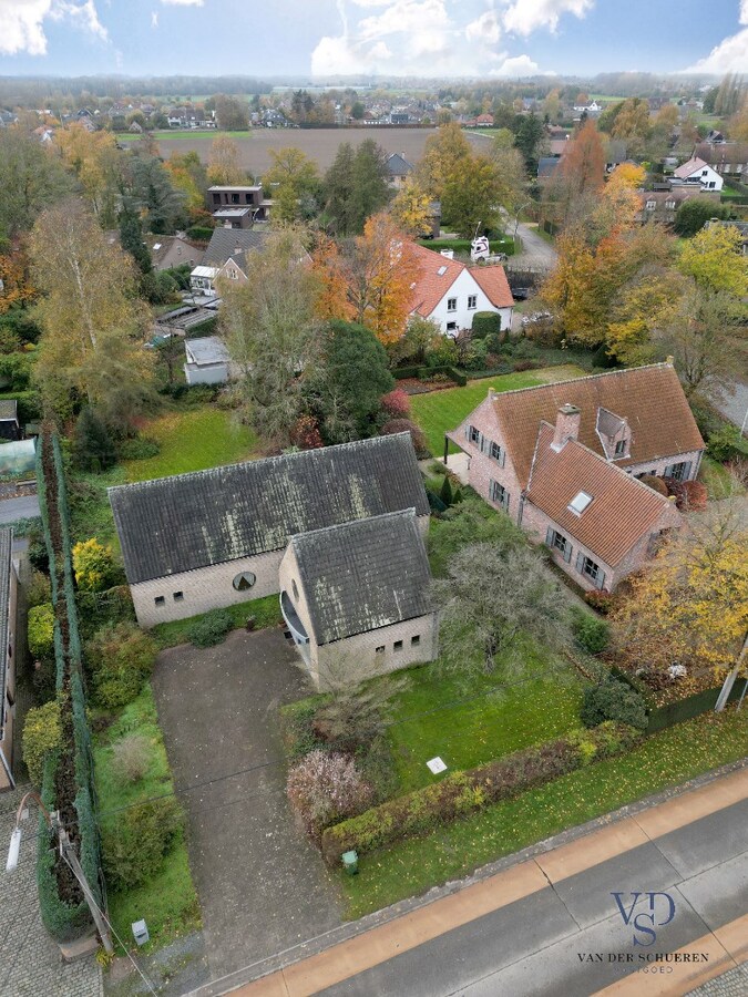 Knappe villa in 't groene Schelderode (EPC van 216 !). 