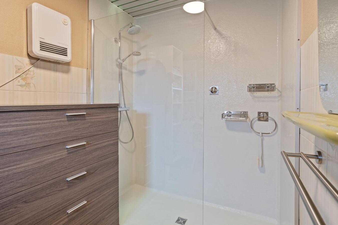 Landelijk gelegen, ruime woning op perceel van 555m² 