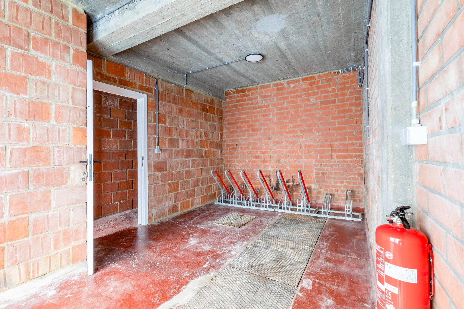 Prachtig gerenoveerd 3 slaapkamerappartement  met  uniek zicht 