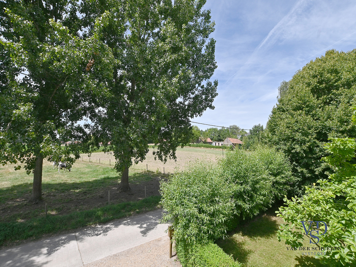 Exceptioneel gelegen eigendom te Baaigem. 