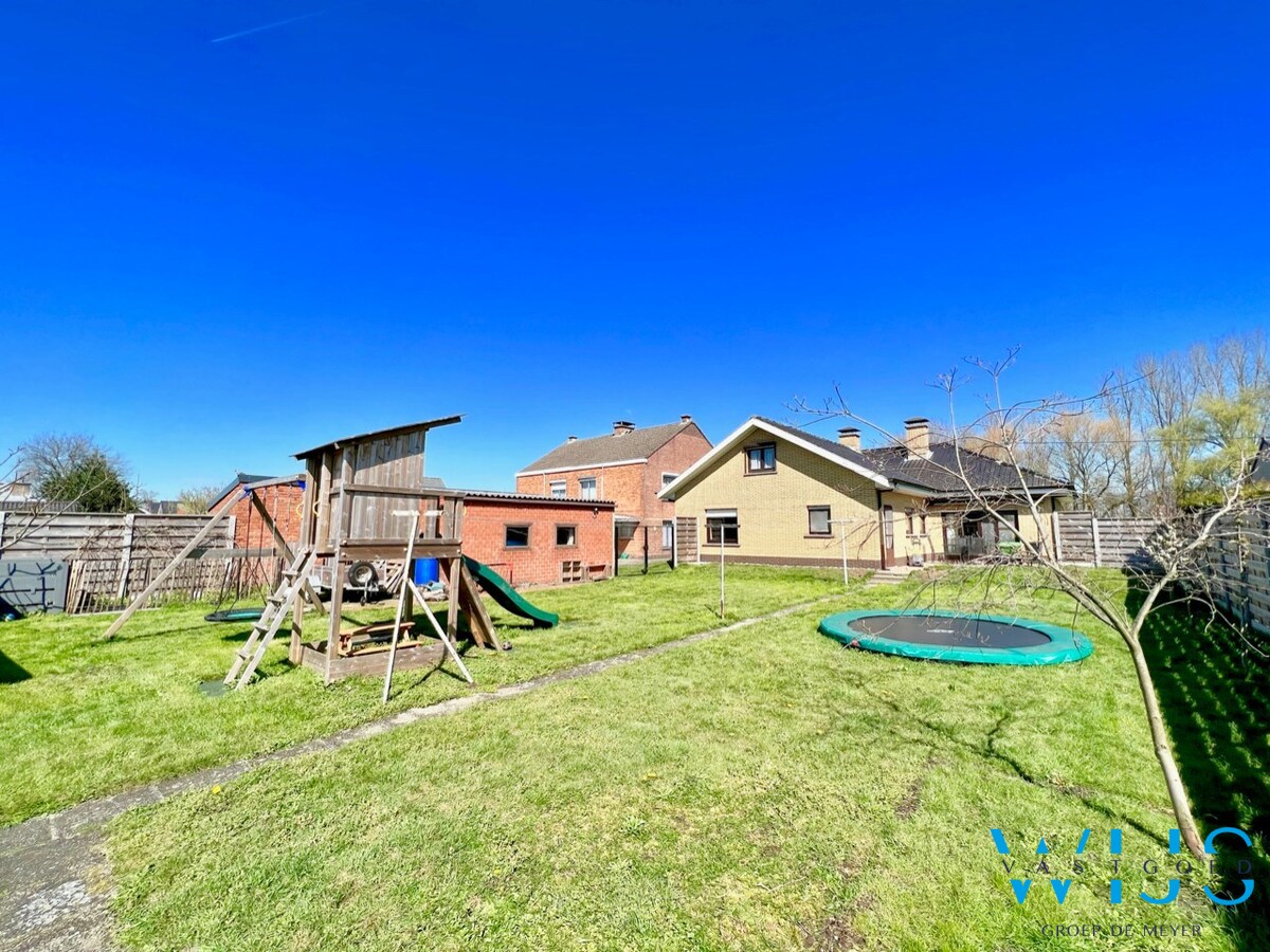 Enorm goed gelegen bungalow op een TOPperceel van 849 m² 