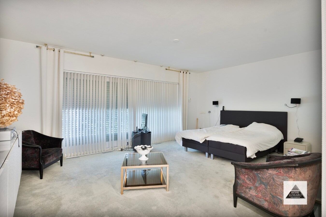 Residentieel gelegen villa op  perceel van  2.889 m². Aan Nationaal Park Hoge Kempen. 