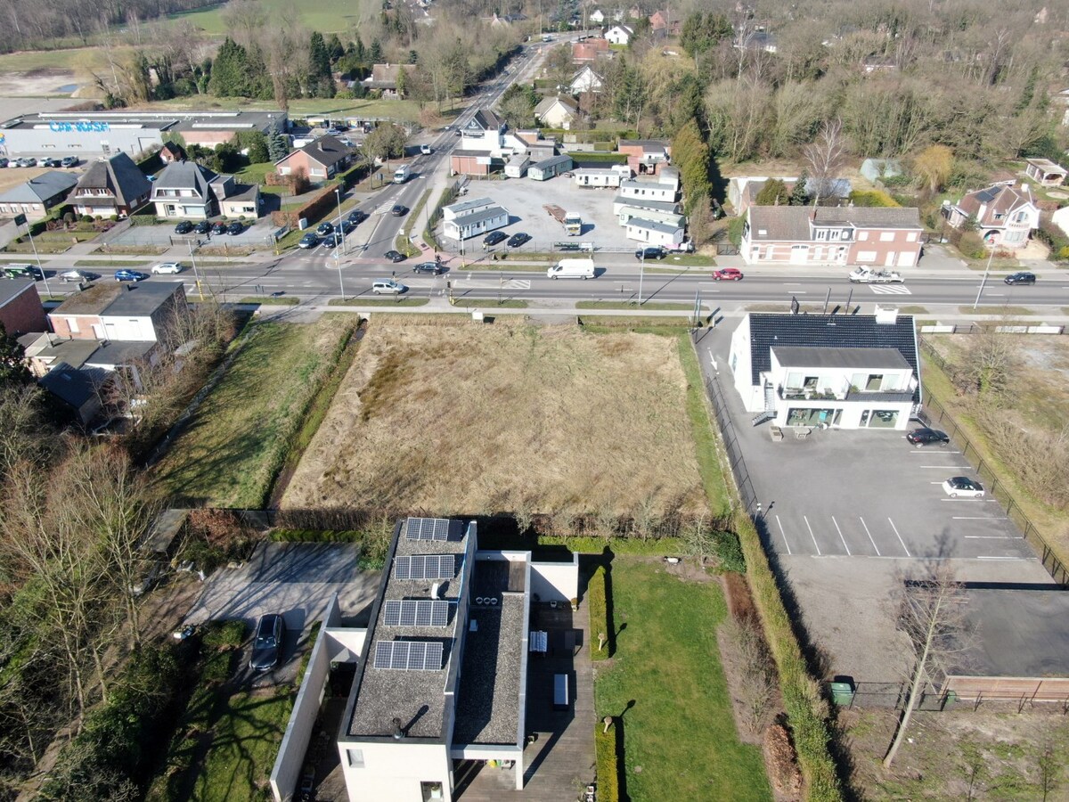 Projectgrond voor een totaal van 2.300 m² op een zichtlocatie te Schilde 