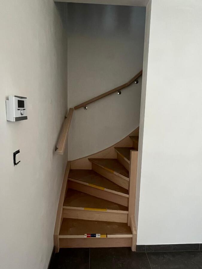 Moderne, hoogwaardige half open bebouwing te Eke ! 