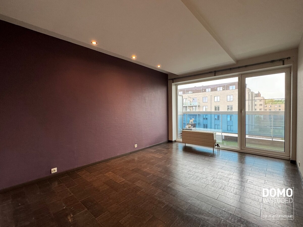 2-slaapkamerappartement met terras, airco en ondergrondse parking in centrum Hasselt. 