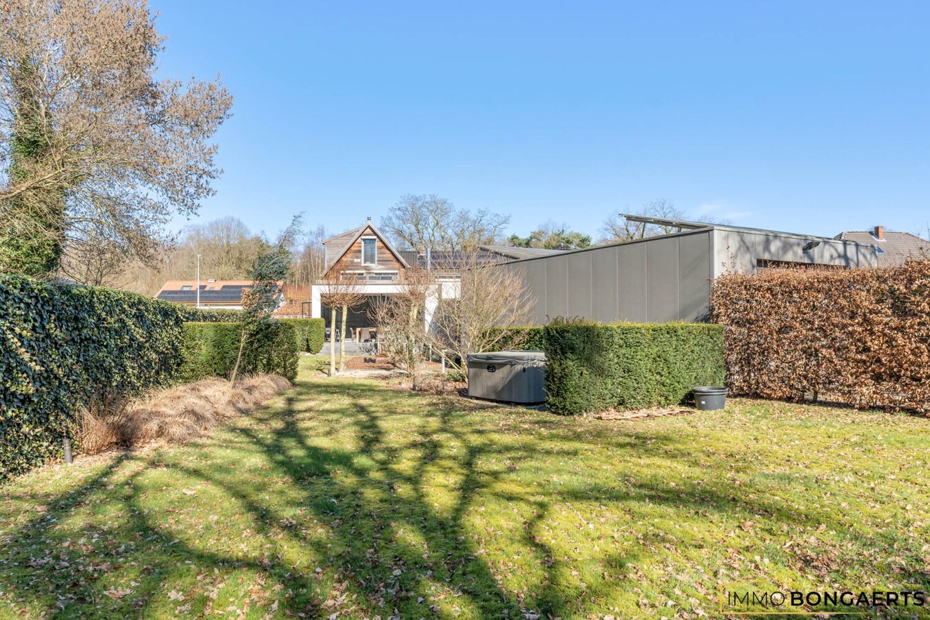 Gerenoveerde woning op een ruim perceel in Opglabbeek 