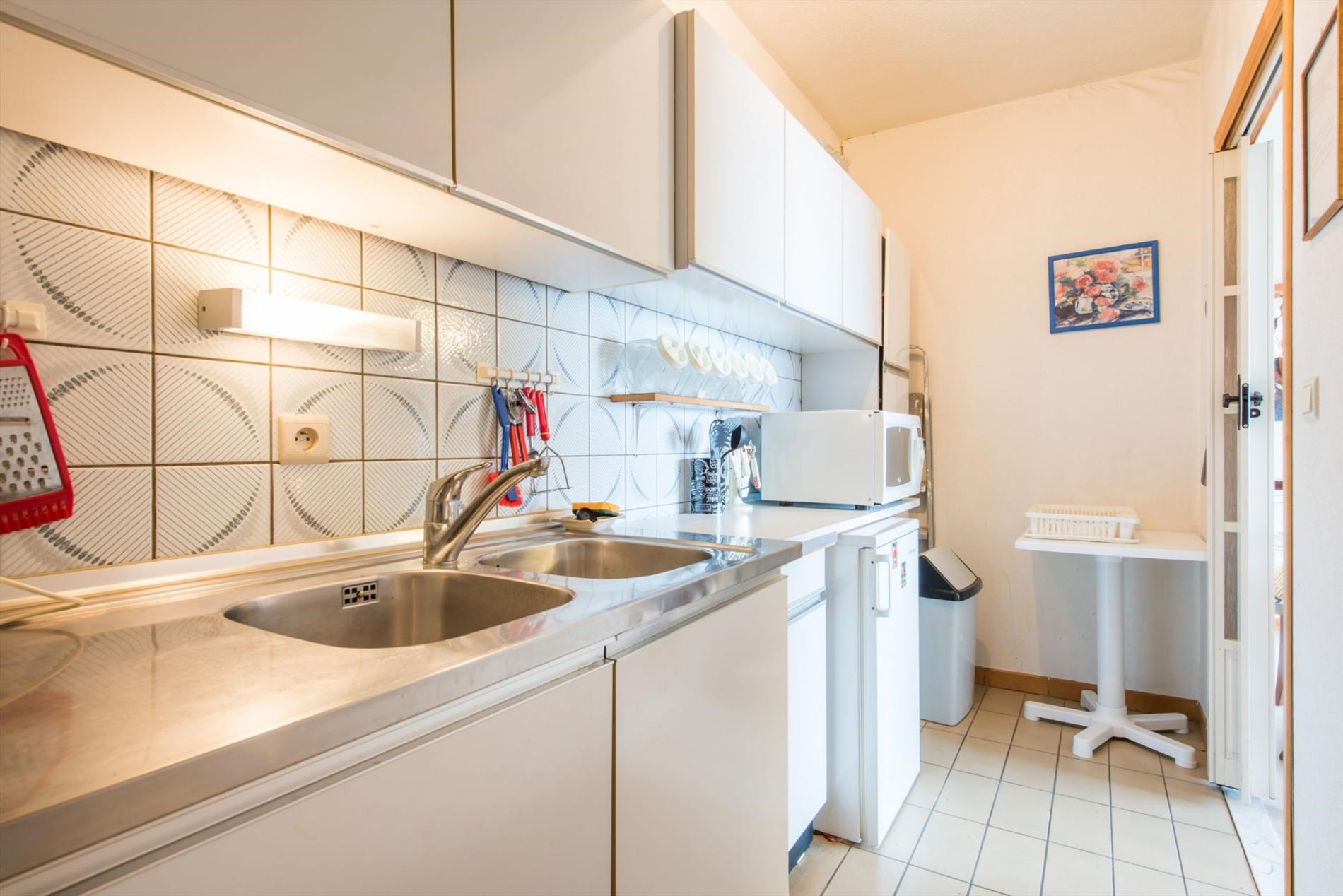 APP. DE VACANCES  AVEC VUE SPENDIDE SUR LE PORT DE PLAISANCE 