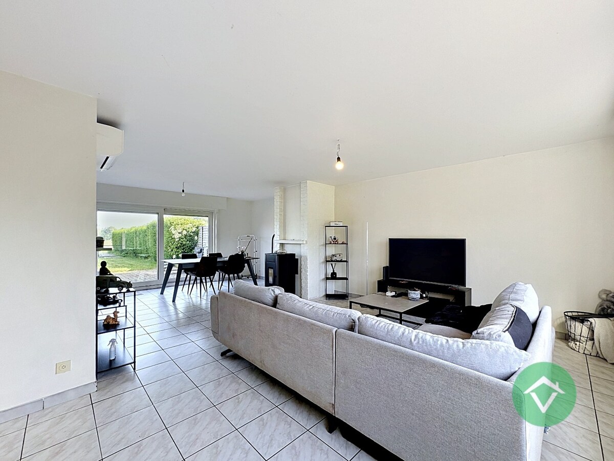 Woning met 3 slaapkamers en garage te Ichtegem 