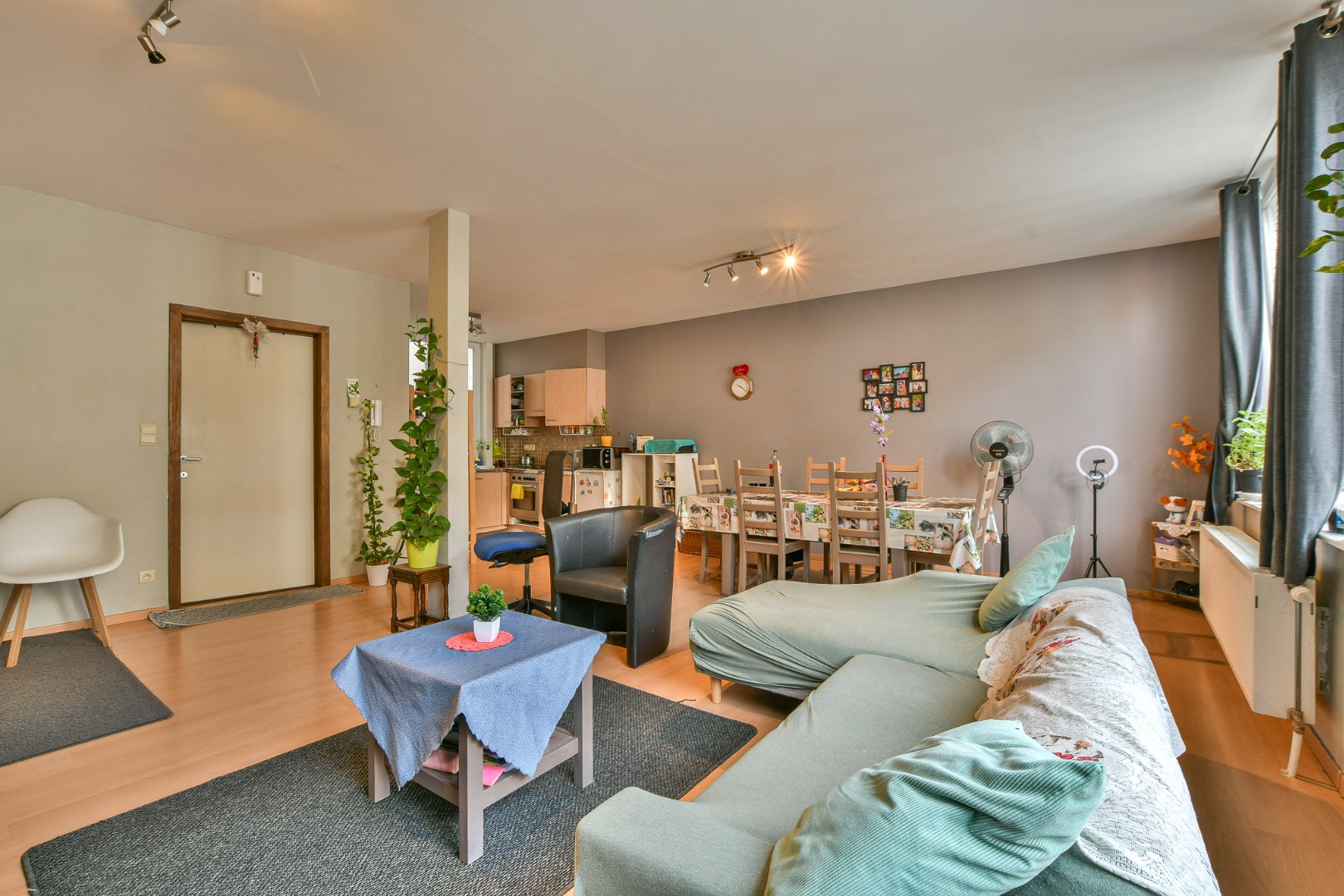 Instapklaar 2-slaapkamerappartement in centrum Blankenberge 