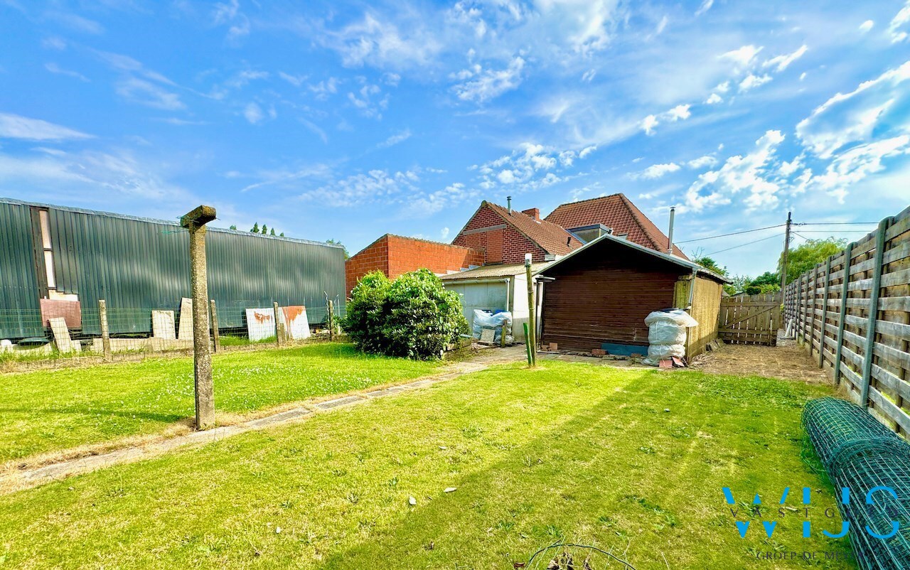 Interessante te renoveren woning in Drongen! 