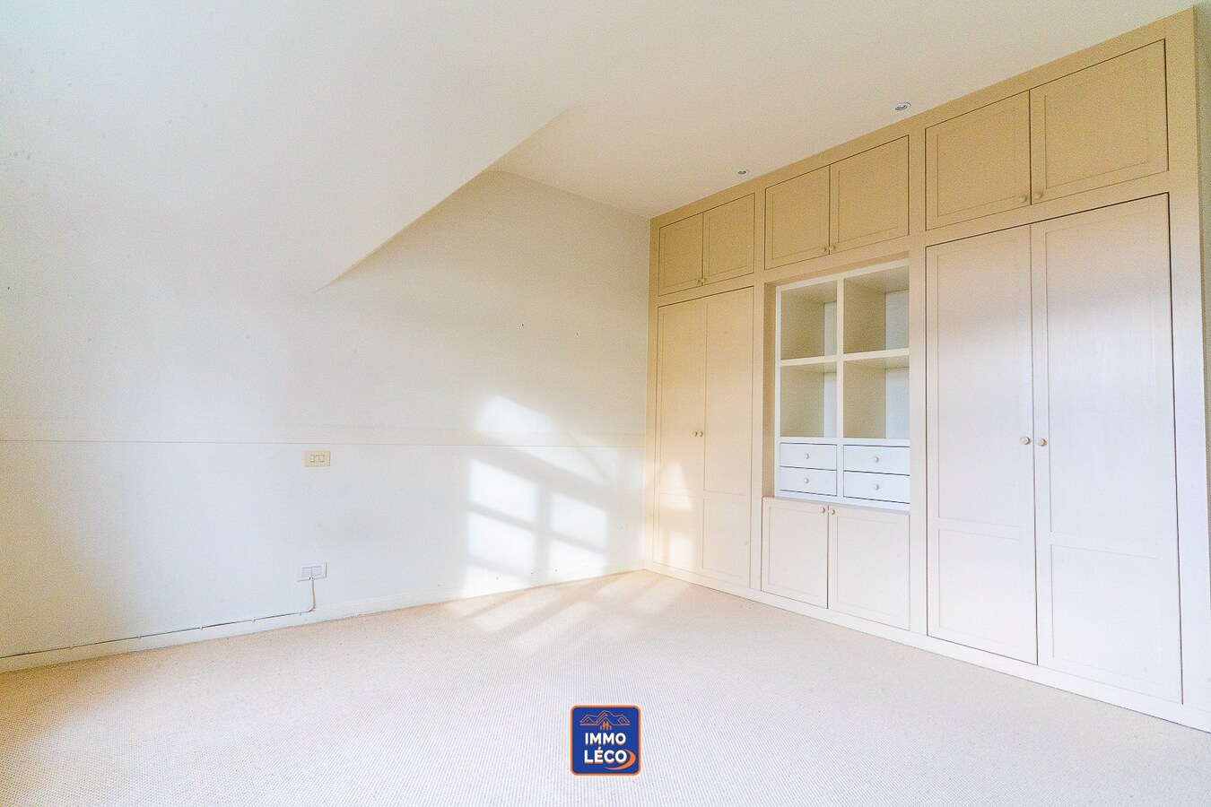 Propriété d'exception érigée sur 5592m², dans un environnement hyper prisé ! 