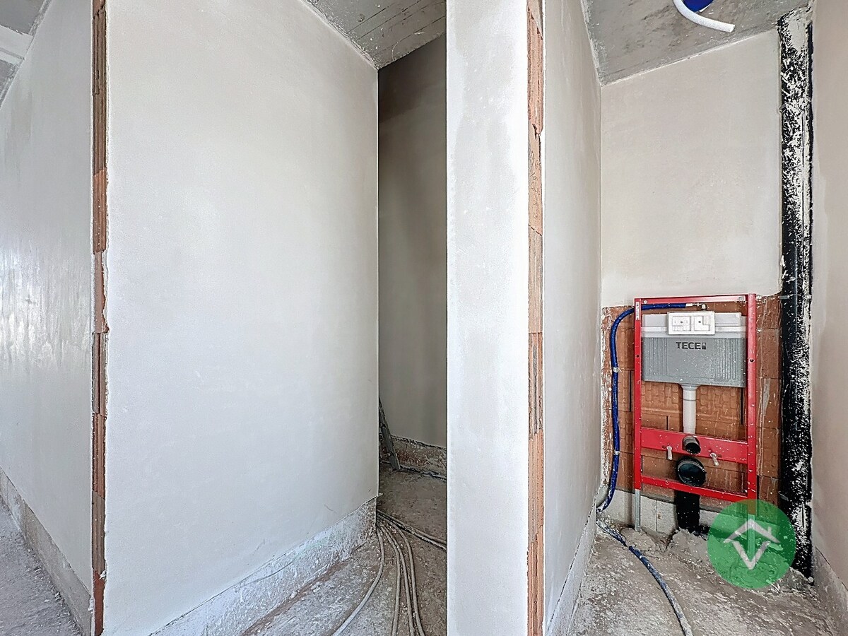 Nieuwbouwwoning met 4 slaapkamers en tuin te Lombardsijde 