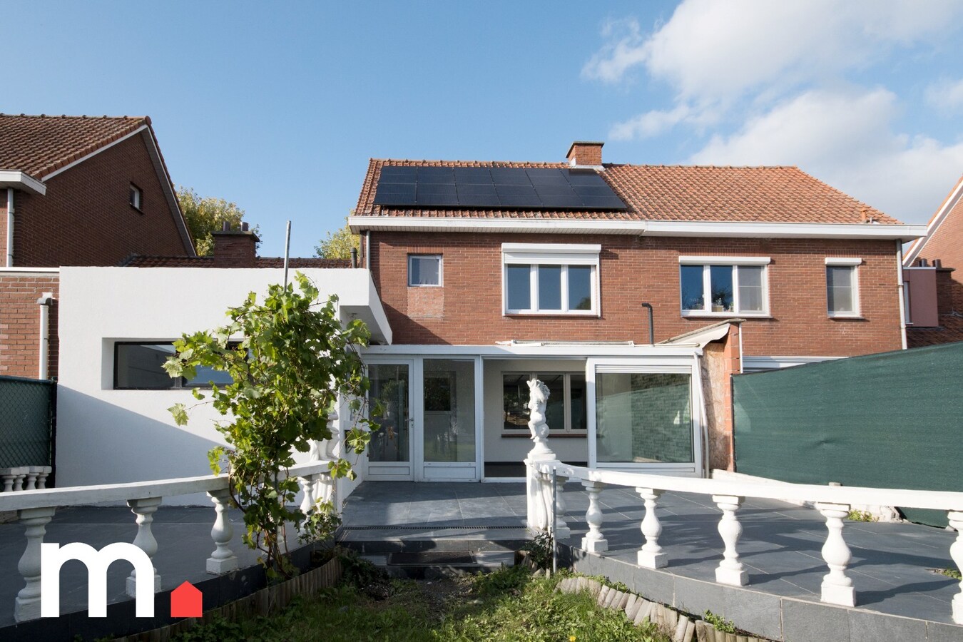 Instapklare woning te Wevelgem! met 4 slaapkamers en 12 zonnepanelen 