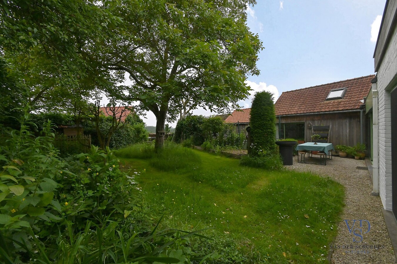 Ruim (> 280 m²) en ecologisch wonen. 