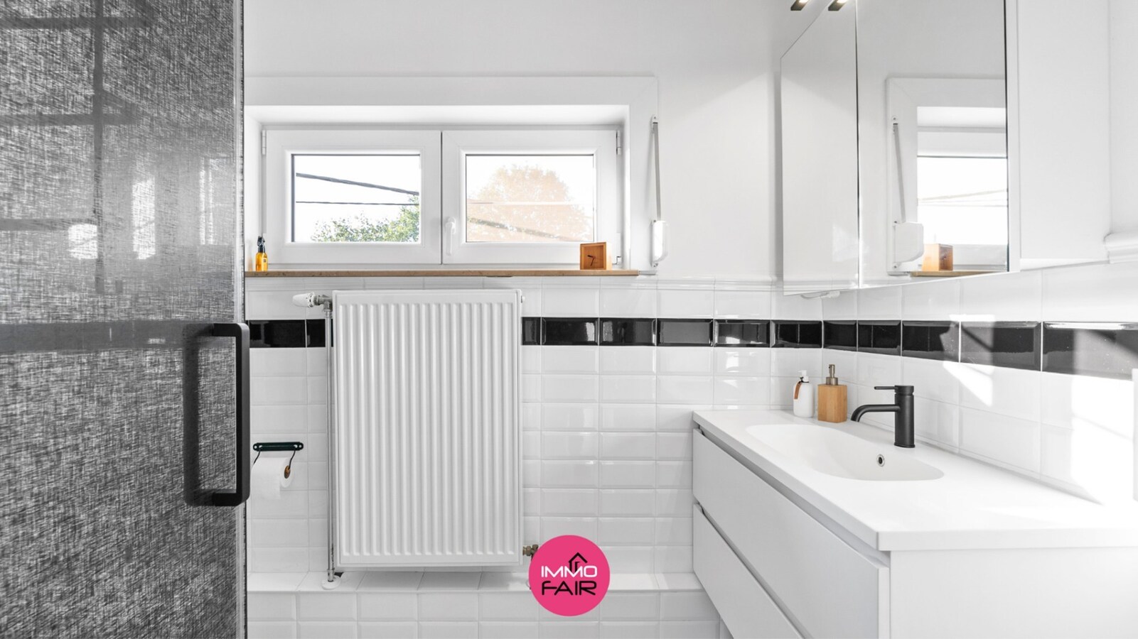 Instapklare gezinswoning met 4 slaapkamers in het hartje van Genk 