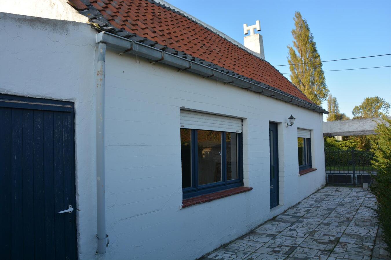 Te renoveren landelijke woning 