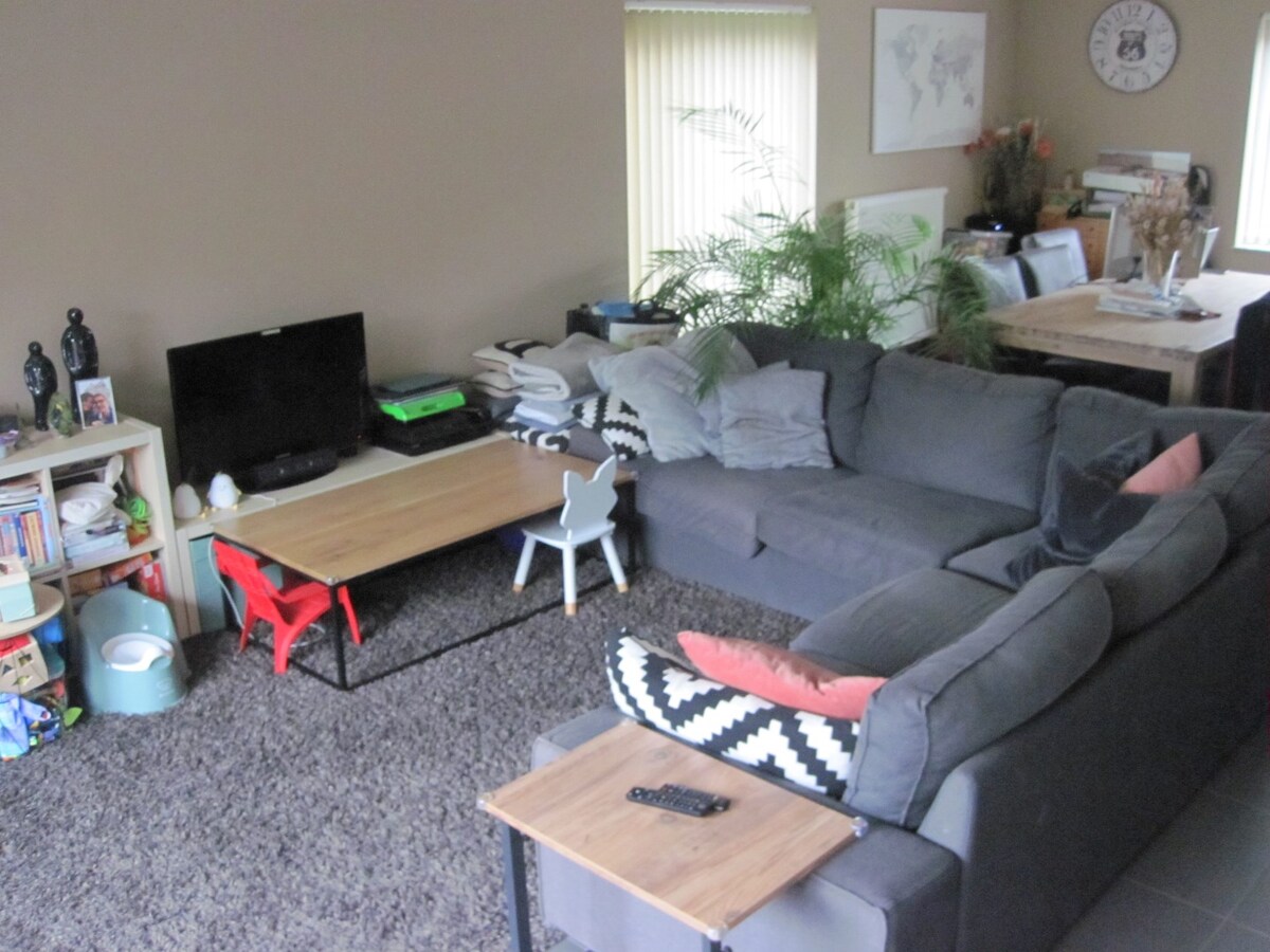 Aangename gezinswoning (Half Open Bebouwing). 