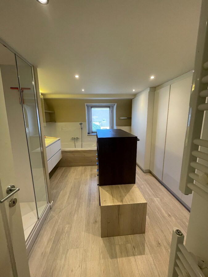Stijlvol duplexappartement met verrassende buitenruimte, 3 slpk. 