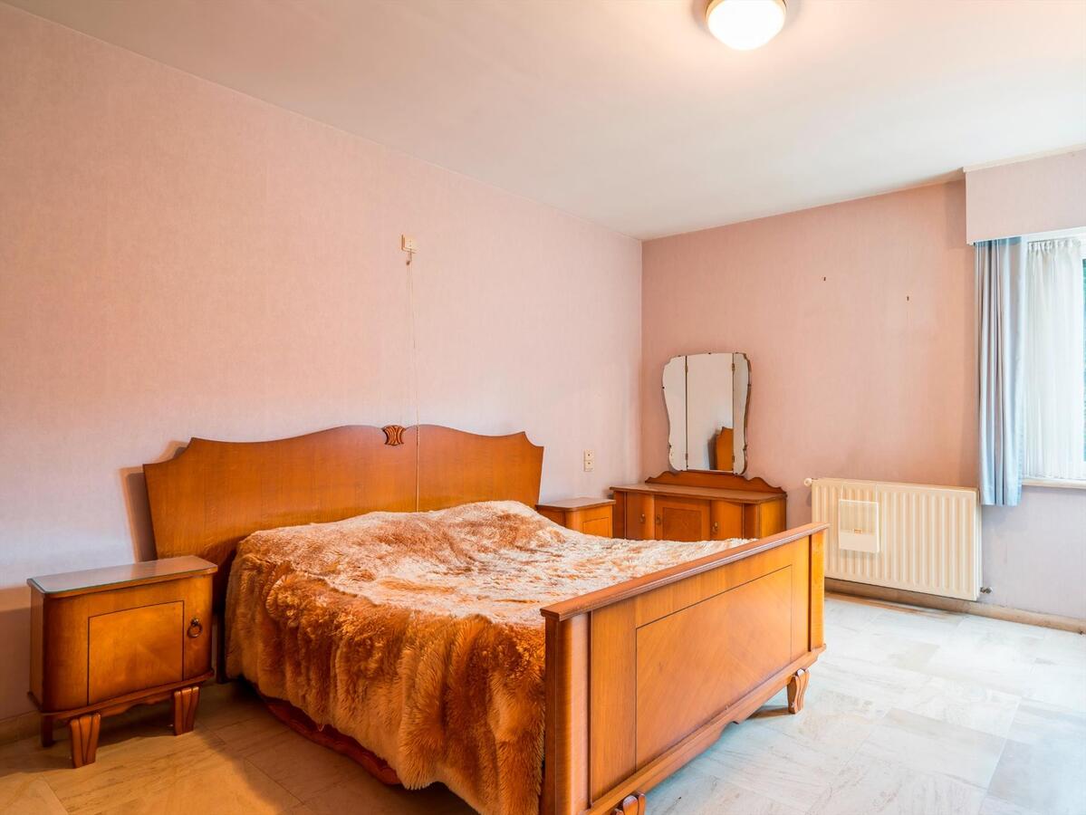 Uitstekend gelegen karakterwoning met tal van mogelijkheden 