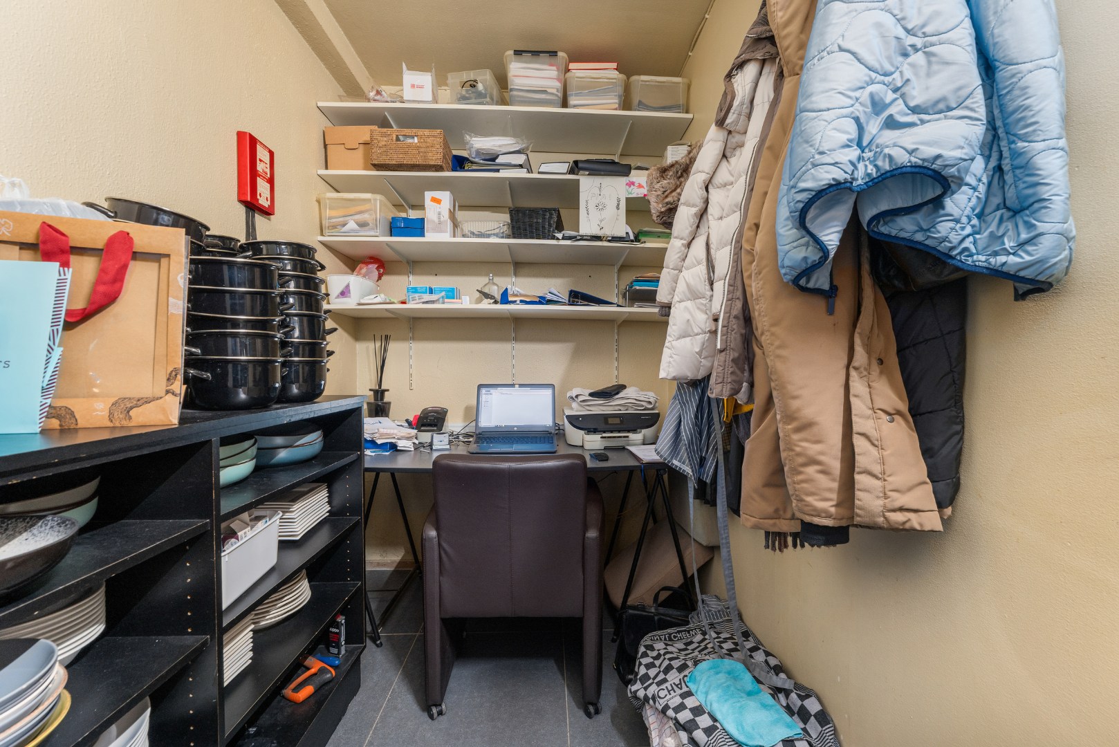 HANDELSPAND OP ZEEDIJK 